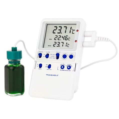 High Accuracy Digital Thermometer