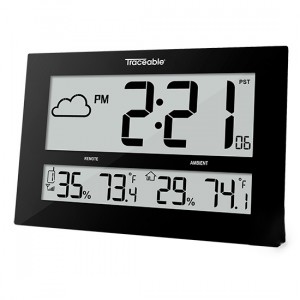 GIANT-DIGITS Radio Atomic Traceable Clock